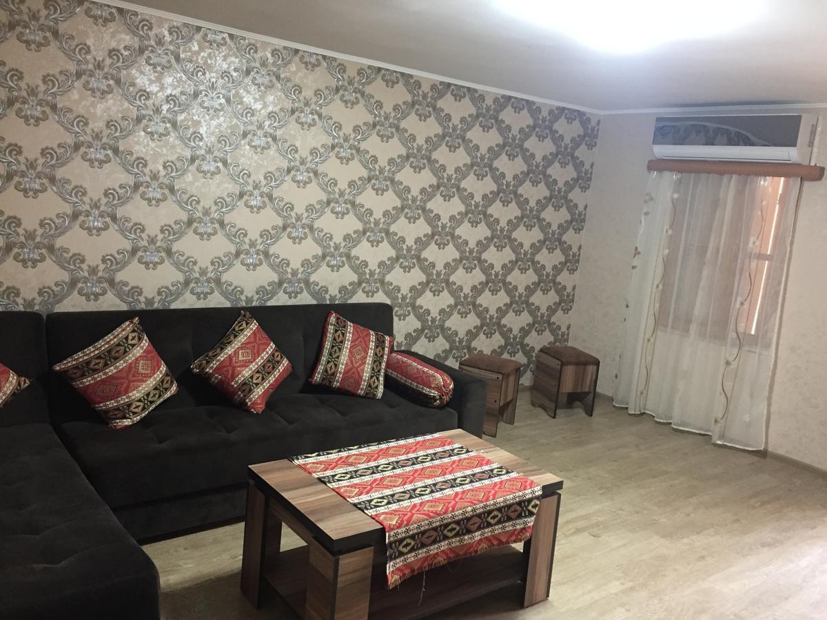 Old Yard Guest House Tbilisi Exterior photo